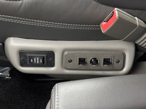 Used 2021 Chevrolet Express 2500 LS w/ Enhanced Convenience Package RWD image 33