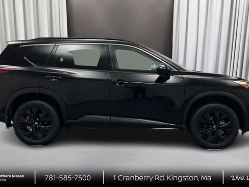 Certified 2023 Nissan Rogue SV w/ SV Premium B Package AWD/4WD image 4