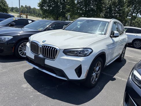 Used 2022 BMW X3 xDrive30i w/ Convenience Package AWD/4WD image 13