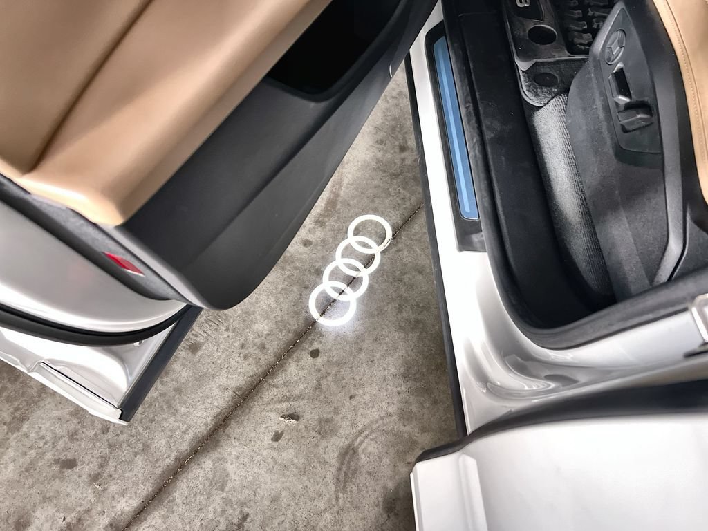 Used 2023 Audi Q8 Premium w/ Convenience Package AWD/4WD image 16