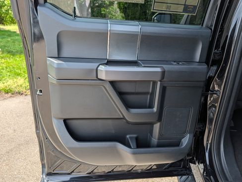 Used 2019 Ford F150 XLT w/ Equipment Group 302A Luxury image 33