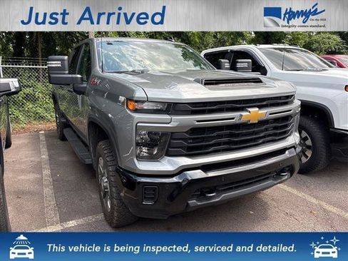 Certified 2025 Chevrolet Silverado 2500 Custom w/ Custom Value Package AWD/4WD image 2