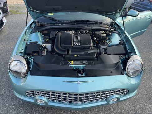 Used 2002 Ford Thunderbird Deluxe image 29
