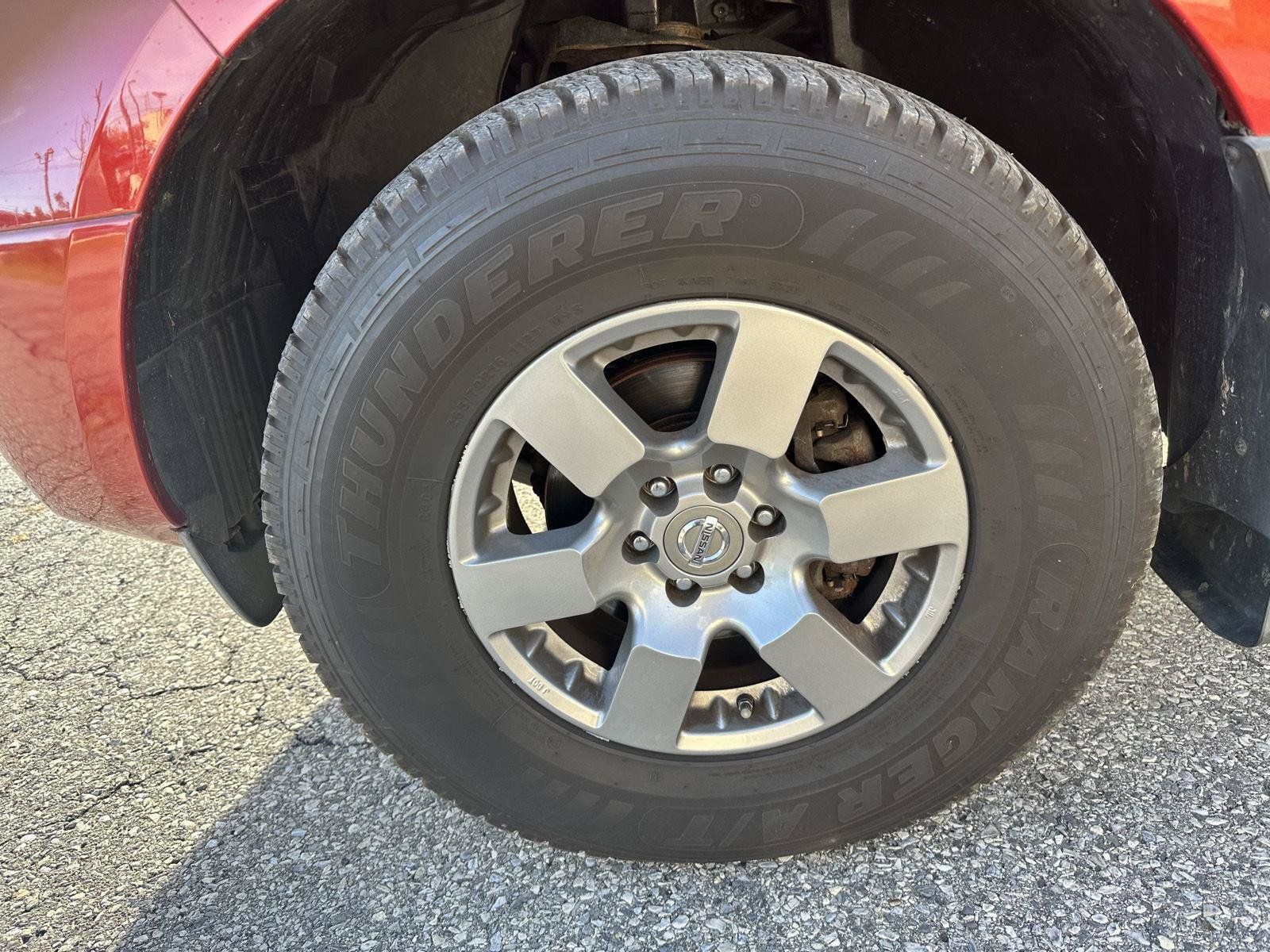 Used 2012 Nissan Frontier PRO-4X AWD/4WD image 10