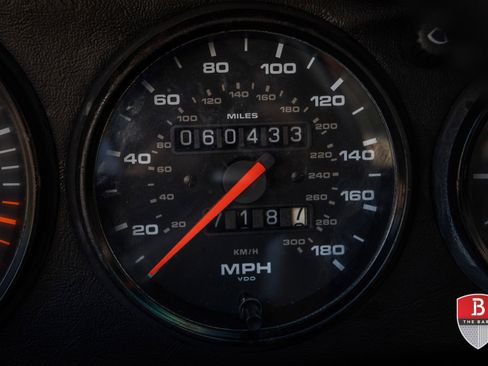 Used 1994 Porsche 911 Carrera 4 AWD/4WD image 22