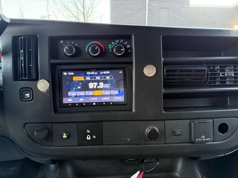 Used 2016 GMC Savana 2500 2500 3dr Extended Cargo Van w/ image 52