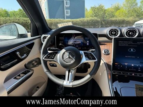New 2026 Mercedes-Benz GLC 300 4MATIC image 15