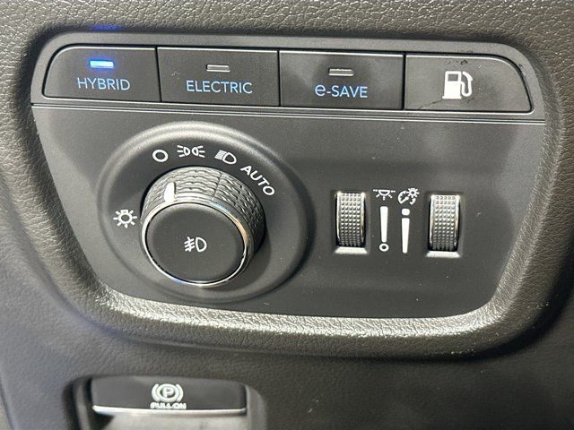 Used 2023 Jeep Grand Cherokee Summit 4xe AWD/4WD image 26