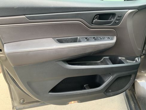 Used 2018 Honda Odyssey EX-L image 14