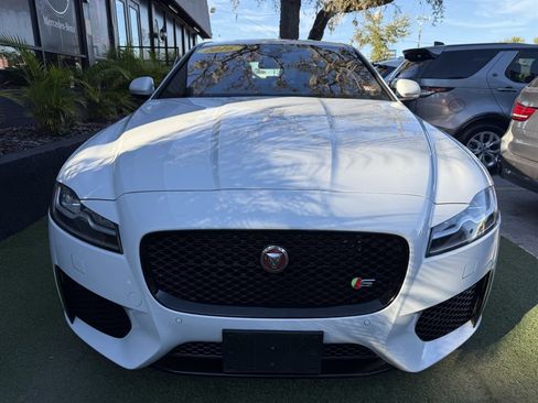 Used 2016 Jaguar XF S image 2