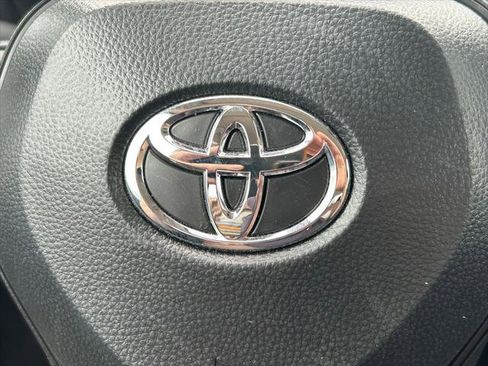 Certified 2025 Toyota Corolla LE FWD image 31