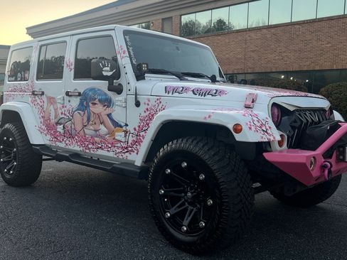 Used 2013 Jeep Wrangler Unlimited Sahara w/ Connectivity Group image 43