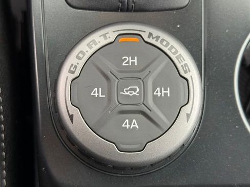 New 2026 Ford Bronco Badlands image 8