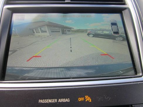 Used 2018 Lincoln MKX Select w/ Select Plus Package AWD/4WD image 17