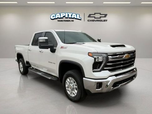 Used 2024 Chevrolet Silverado 2500 LTZ w/ LTZ Premium Package image 7