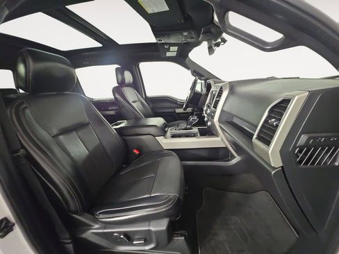 Used 2018 Ford F150 Lariat w/ Equipment Group 502A Luxury AWD/4WD image 15
