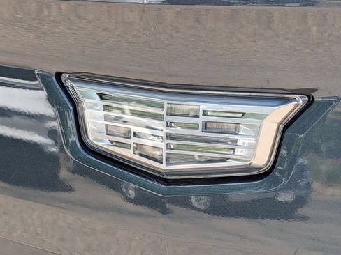 Used 2025 Cadillac Escalade IQ Luxury 2 w/ LPO, Premium Carpet Package AWD/4WD image 10
