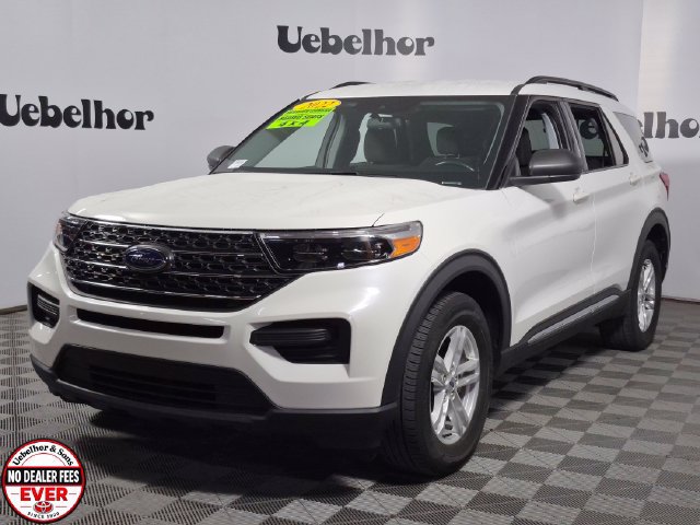 Used 2022 Ford Explorer XLT AWD/4WD image 3