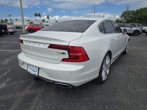 Used 2017 Volvo S90 T6 Inscription w/ Vision Package image 4