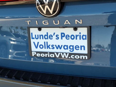 New 2026 Volkswagen Tiguan SE FWD image 10