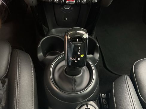 Used 2024 MINI Cooper S FWD image 23