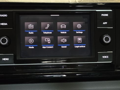 Used 2024 Volkswagen Taos S FWD image 11