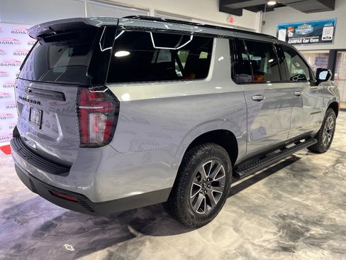 Used 2024 Chevrolet Suburban Z71 image 9