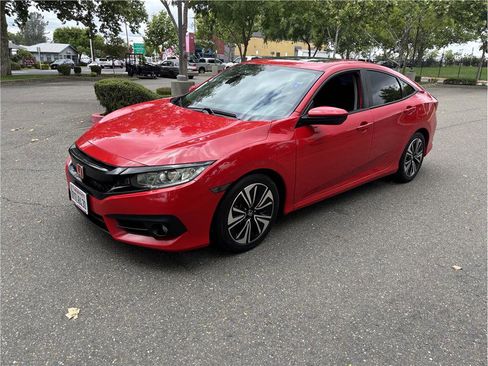 Used 2016 Honda Civic EX-T image 3