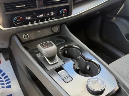 Used 2023 Nissan Rogue SV AWD/4WD image 20
