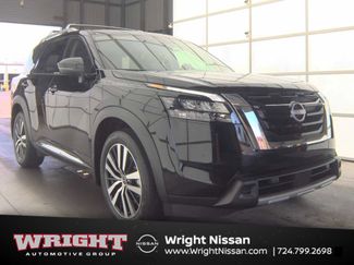 Certified 2025 Nissan Pathfinder Platinum w/ Cargo Package AWD/4WD video 1