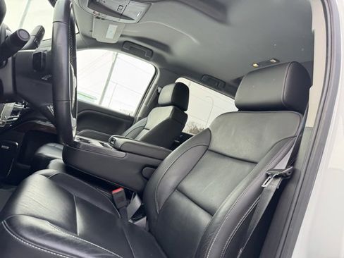 Used 2018 GMC Sierra 1500 SLT w/ SLT Premium Package image 9