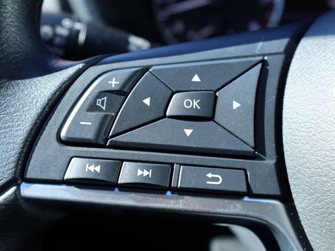 New 2025 Nissan Sentra SV image 10