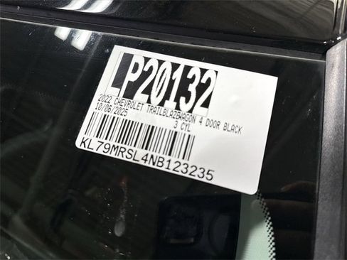 Used 2022 Chevrolet TrailBlazer LT w/ Driver Confidence Package image 29