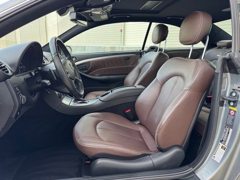 Used 2009 Mercedes-Benz CLK 350 Coupe image 14