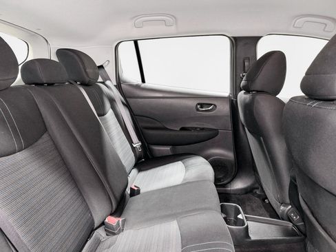 Used 2023 Nissan Leaf SV Plus FWD image 23