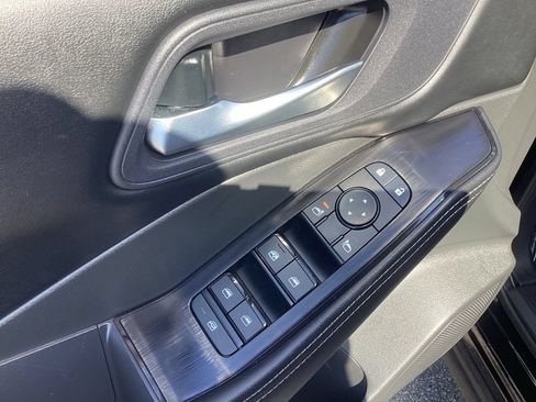 Used 2026 Nissan Rogue SV AWD/4WD image 11