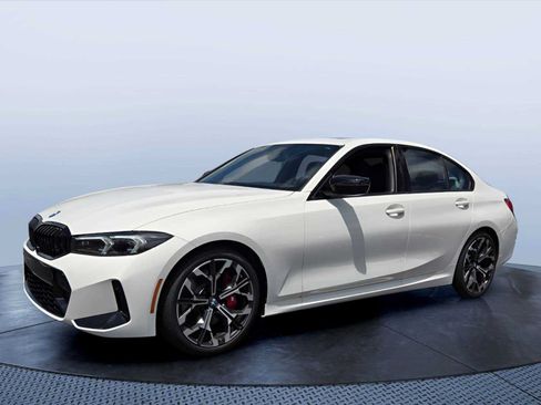 New 2026 BMW 330i xDrive Sedan w/ M Sport Package AWD/4WD image 2