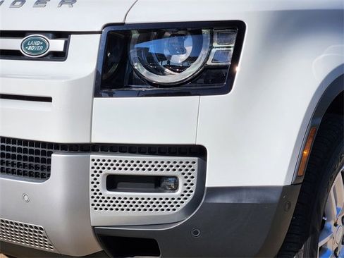 Used 2024 Land Rover Defender 110 S image 8