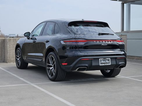 Certified 2026 Porsche Macan AWD/4WD image 3