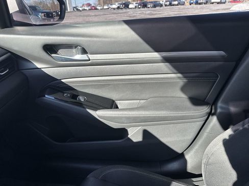 Used 2021 Nissan Altima 2.5 SV FWD image 22