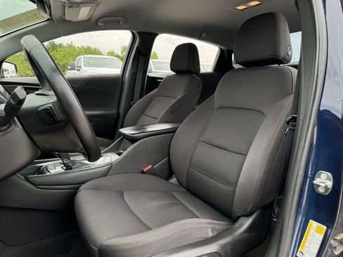 Used 2017 Chevrolet Malibu LT FWD image 26