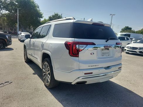 Used 2023 GMC Acadia Denali w/ Denali Ultimate Package FWD image 11