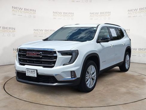 Used 2024 GMC Acadia Elevation FWD image 1