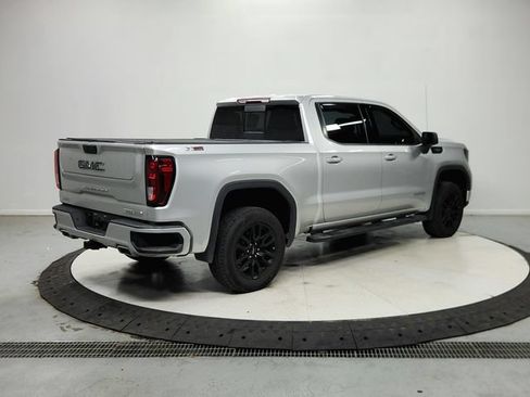 Used 2022 GMC Sierra 1500 Elevation AWD/4WD image 8
