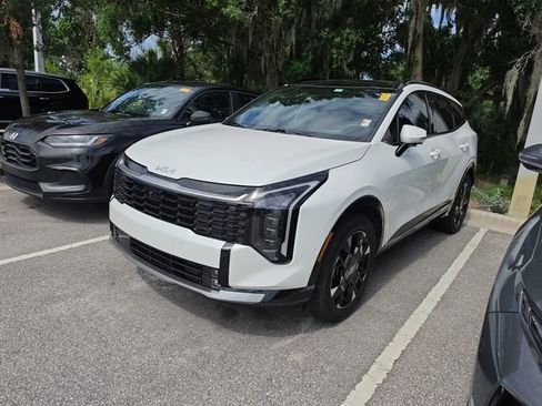 Certified 2026 Kia Sportage SX Prestige AWD/4WD image 3