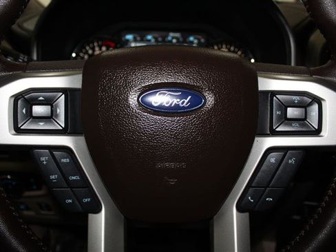 Used 2018 Ford F150 Lariat w/ Equipment Group 502A Luxury AWD/4WD image 17