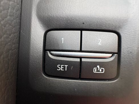 Used 2023 GMC Yukon Denali AWD/4WD image 11
