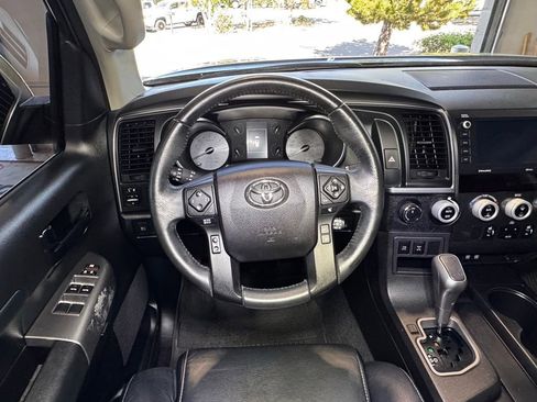 Used 2022 Toyota Sequoia TRD Sport w/ TRD Sport Premium Package AWD/4WD image 16