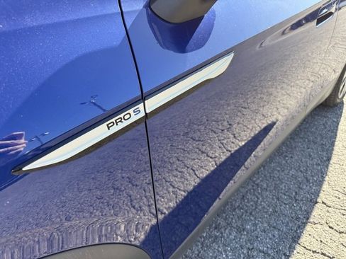 Used 2021 Volkswagen ID.4 Pro S image 6