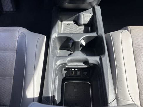 Used 2019 Honda CR-V Touring image 17